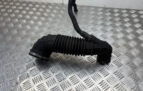 Audi Q5 SQ5 Intercooler hose/pipe 03G129629D