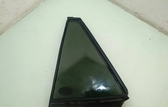 Subaru Outback (BT) Rear vent window glass DOT459AS3M1240