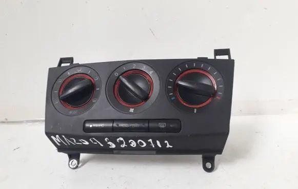 Mazda 3 I Climate control unit