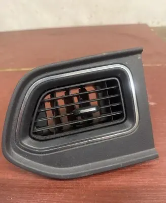 Renault Master III Dashboard air vent grill cover trim 687517173R 687518035R