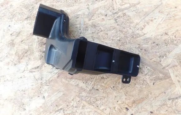 Hyundai i30 Cabin air duct channel 