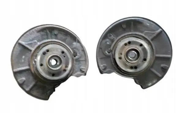 Mercedes-Benz A W169 Rear wheel hub spindle/knuckle 