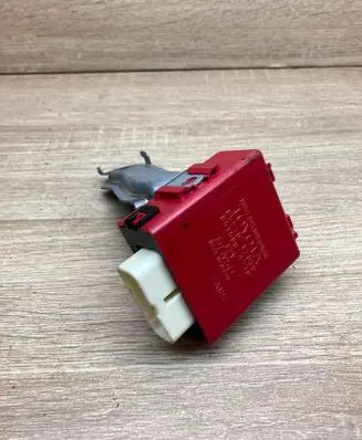 Toyota Auris E180 Alarm control unit/module 8597012030 0515004270