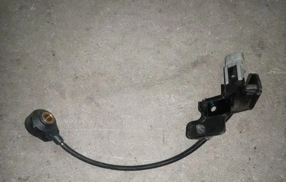 Hyundai ix20 Detonation knock sensor 0261231228
