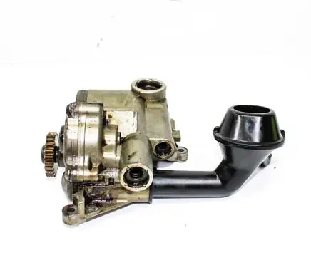 Volkswagen Tiguan Oil pump 06J115106AB