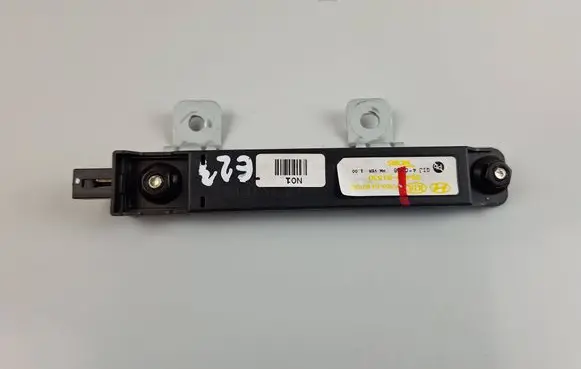 Hyundai Santa Fe Keyless system antenna 95460S1530