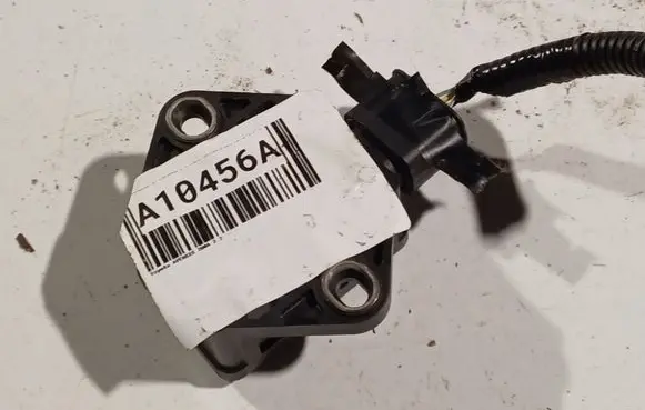 Toyota Avensis T250 ESP acceleration yaw rate sensor 0265005273