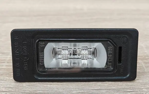 Audi A7 S7 4G Number plate light 4G0943021