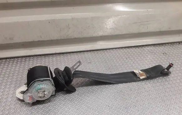 Hyundai i10 Rear seatbelt 898200X000