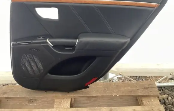 Hyundai Grandeur Rear door card panel trim 833403L010