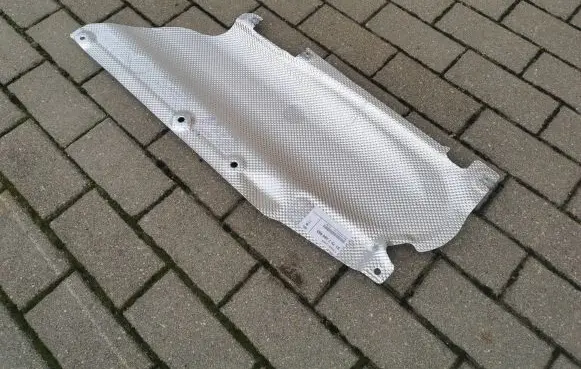 BMW 3 F30 F35 F31 Heat shield in engine bay 7284933 51757284933