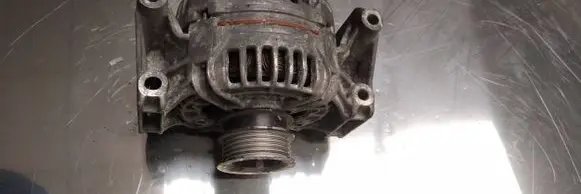 Opel Zafira A Generator/alternator 24430295