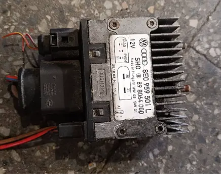 Audi A4 S4 B7 8E 8H Coolant fan relay 8E0959501L 898064000