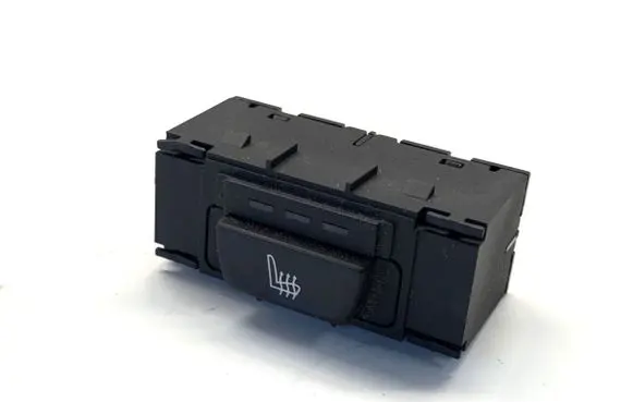 BMW X5 G05 Seat heating switch 6828058