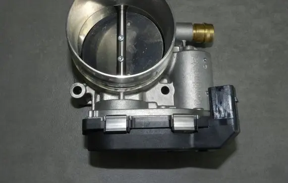 BMW X5 F15 Throttle valve 7597871