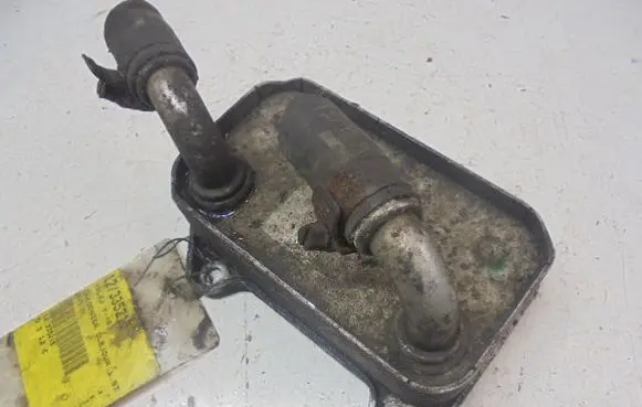 Engine oil radiator