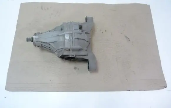 Volkswagen Touareg II Rear differential