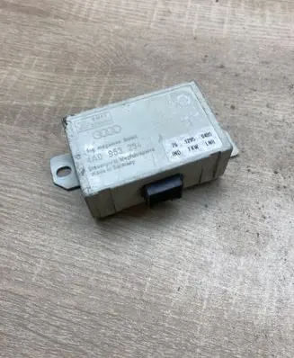 Audi A6 S6 C4 4A Alarm control unit/module 4A0953234
