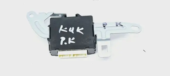 Toyota Land Cruiser (J150) Wing mirror control module 8943060150 615268000