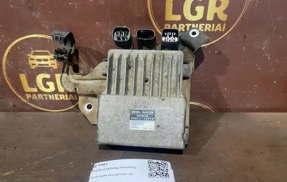 Toyota Corolla Verso AR10 Fuel injection control unit/module 8987120070