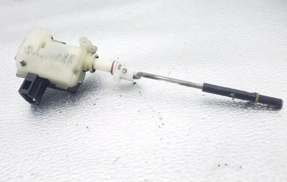 Volkswagen Touareg I Fuel tank cap lock 3B0810773D 1K5959782
