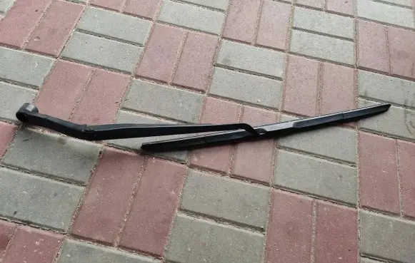 KIA Niro Rear wiper blade arm 