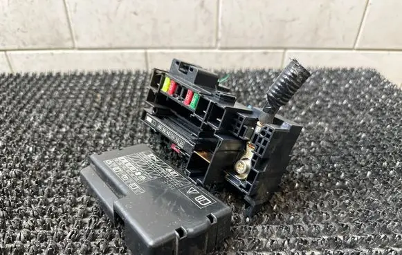 Honda Jazz Fuse module