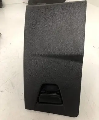 Ford Focus Glove box central console 