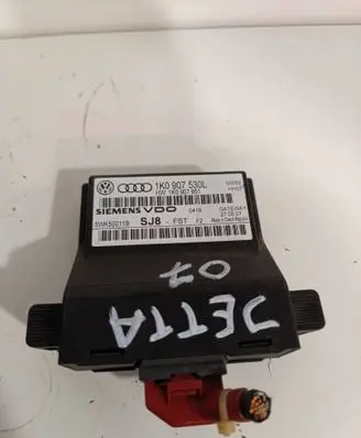Volkswagen Jetta V Gateway control module 1K0907530L 1K0907951