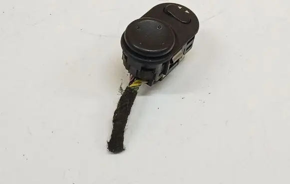 Saab 9-5 Wing mirror switch 5241211