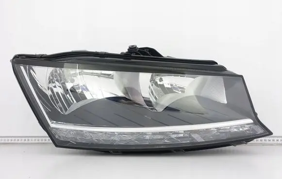Skoda Fabia Mk3 (NJ) Headlight/headlamp 6V1941016D