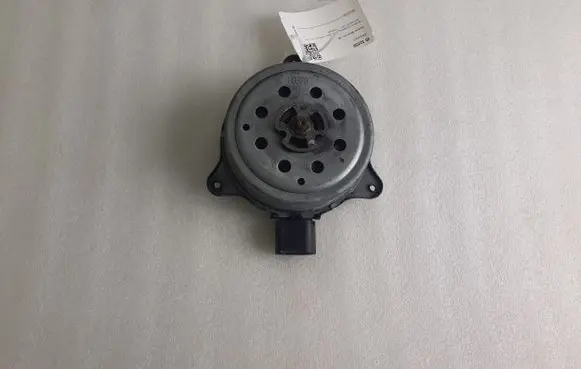 Porsche Macan (95B) Radiator cooling fan shroud 993454J M0378