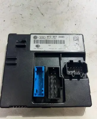 Audi A6 S6 C6 4F Light module LCM 4F0907289G 5DK00876224 4F0910289G