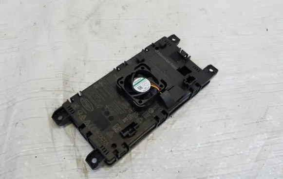 Mercedes-Benz S W223 Wireless charging module A2239008128
