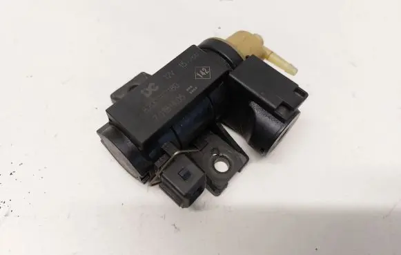 Renault Kadjar Turbo solenoid valve 8200790180