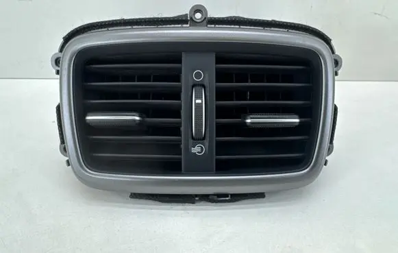 KIA Sorento Rear air vent grill 97040C5000