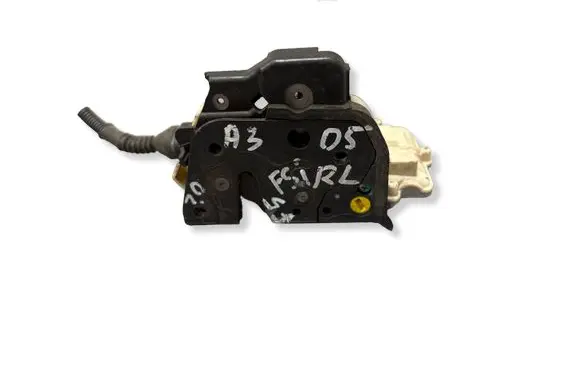 Audi A3 S3 A3 Sportback 8P Rear door lock 4F0839015