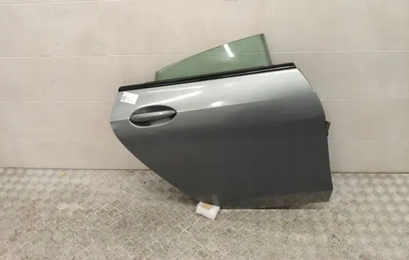 BMW 2 F44 Rear door
