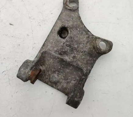 Renault Espace III Fuel pump bracket 8200016867