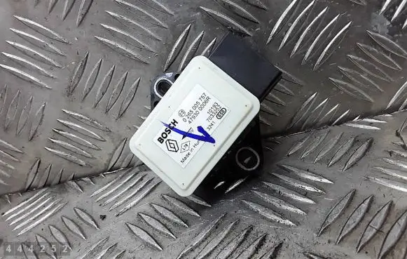 Nissan Qashqai ESP acceleration yaw rate sensor 0265005757