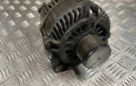Renault Scenic III - Grand scenic III Generator/alternator 8200960533 A004TJ0582ZE
