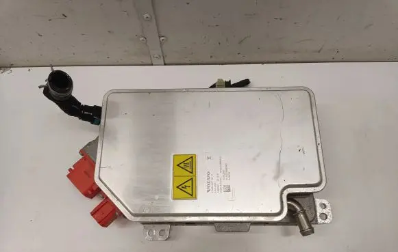 Polestar 2 Voltage converter inverter 32383807