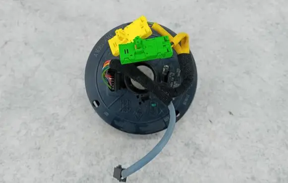 Mercedes-Benz A W169 Airbag slip ring squib (SRS ring) 