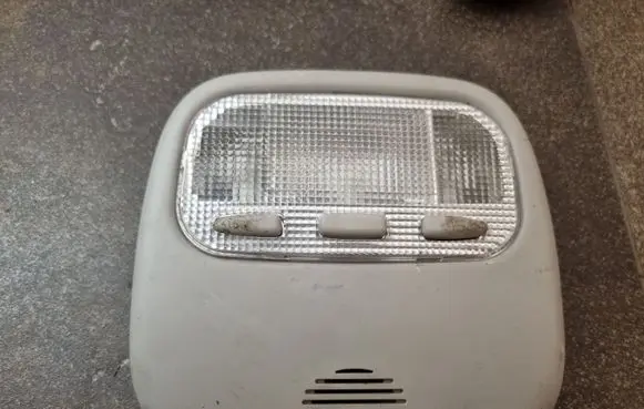 Citroen C5 Front seat light 9636696877