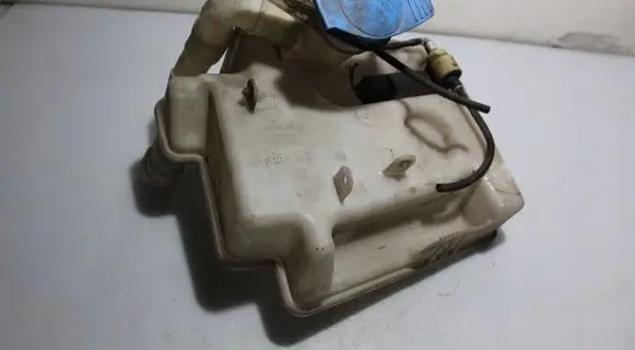 Seat Toledo II (1M) Windshield washer fluid reservoir/tank