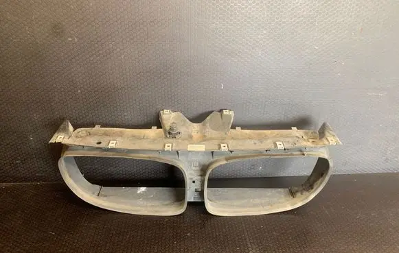 BMW 7 F01 F02 F03 F04 Radiator trim 22793115 16F01T2
