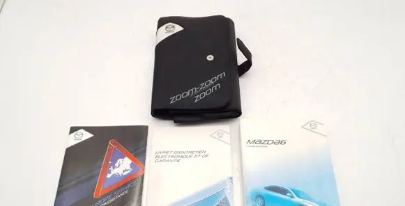 Mazda 6 Owners service history hand book 8BE3FF10B