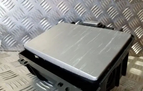 Cup holder front