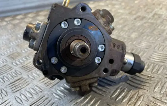 Citroen Berlingo Fuel injection high pressure pump 9656300380A 04000739206 0445010102