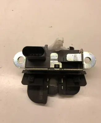 Seat Ibiza IV (6J,6P) Tailgate/trunk/boot lock/catch/latch 6J4827505E